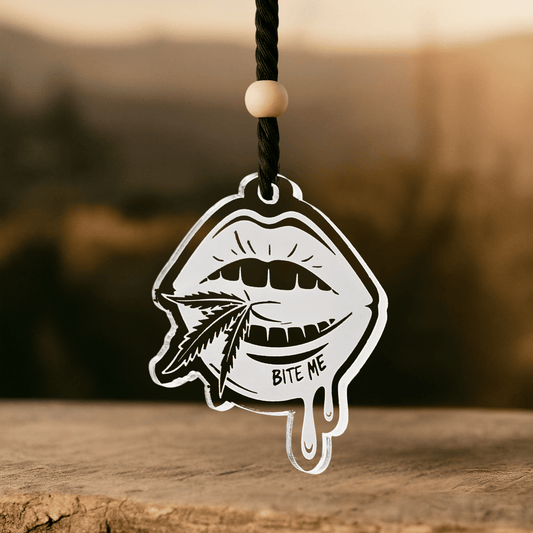 Acryl Duftbaum 'Bite Me'